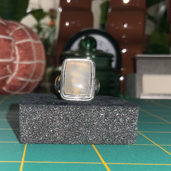 Sterling Silver Moonstone Ring - Picture 12 of 14